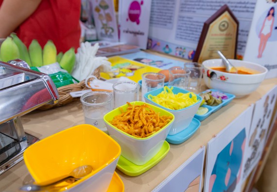 ภาพกิจกรรม  คณะวิทยาศาสตร์และเทคโนโลยี มหาวิทยาลัยราชภัฏกำแพงเพชร นำนิทรรศการศูนย์ STEM คณะวิทยาศาสตร์และเทคโนโลยี จำนวน 3 บูธ เข้าร่วมจัดในกิจกรรมงานเปิดศูนย์การเรียนรู้ตลอดชีวิตและพัฒนามาตรฐานวิชาชีพ (LPC)