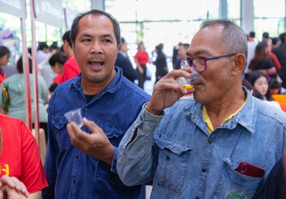 ภาพกิจกรรม  คณะวิทยาศาสตร์และเทคโนโลยี มหาวิทยาลัยราชภัฏกำแพงเพชร นำนิทรรศการศูนย์ STEM คณะวิทยาศาสตร์และเทคโนโลยี จำนวน 3 บูธ เข้าร่วมจัดในกิจกรรมงานเปิดศูนย์การเรียนรู้ตลอดชีวิตและพัฒนามาตรฐานวิชาชีพ (LPC)