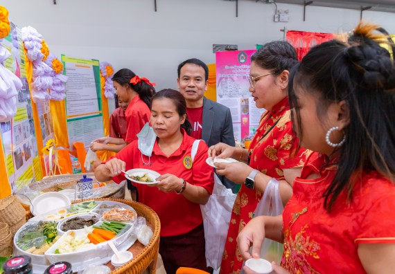 ภาพกิจกรรม  คณะวิทยาศาสตร์และเทคโนโลยี มหาวิทยาลัยราชภัฏกำแพงเพชร นำนิทรรศการศูนย์ STEM คณะวิทยาศาสตร์และเทคโนโลยี จำนวน 3 บูธ เข้าร่วมจัดในกิจกรรมงานเปิดศูนย์การเรียนรู้ตลอดชีวิตและพัฒนามาตรฐานวิชาชีพ (LPC)