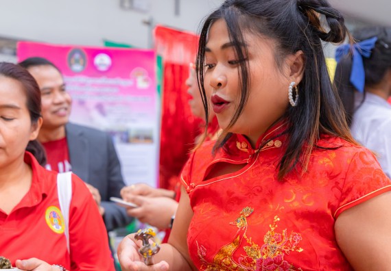 ภาพกิจกรรม  คณะวิทยาศาสตร์และเทคโนโลยี มหาวิทยาลัยราชภัฏกำแพงเพชร นำนิทรรศการศูนย์ STEM คณะวิทยาศาสตร์และเทคโนโลยี จำนวน 3 บูธ เข้าร่วมจัดในกิจกรรมงานเปิดศูนย์การเรียนรู้ตลอดชีวิตและพัฒนามาตรฐานวิชาชีพ (LPC)