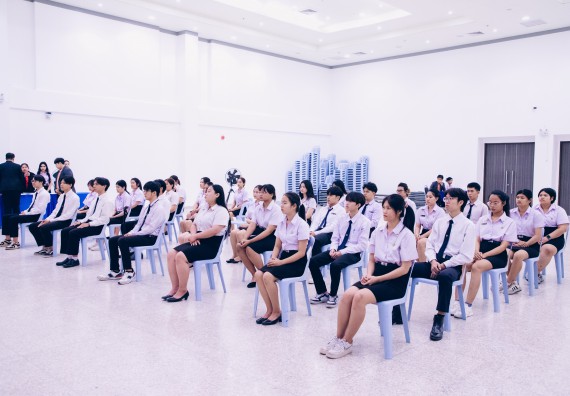 ภาพกิจกรรม  คณะวิทยาศาสตร์และเทคโนโลยี มหาวิทยาลัยราชภัฏกำแพงเพชร จัดพิธีมอบทุนเพื่อการศึกษา ปตท.สผ. โครงการเอส 1 ประจำปีการศึกษา 2567