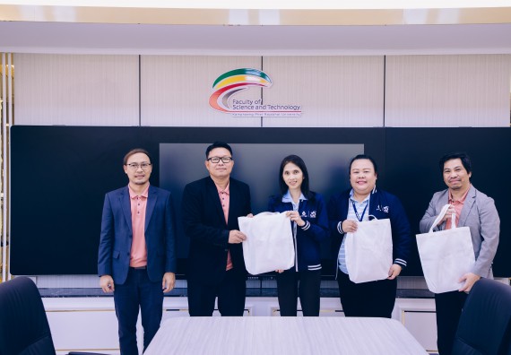 ภาพกิจกรรม  คณะวิทยาศาสตร์และเทคโนโลยี มหาวิทยาลัยราชภัฏกำแพงเพชร จัดพิธีมอบทุนเพื่อการศึกษา ปตท.สผ. โครงการเอส 1 ประจำปีการศึกษา 2567