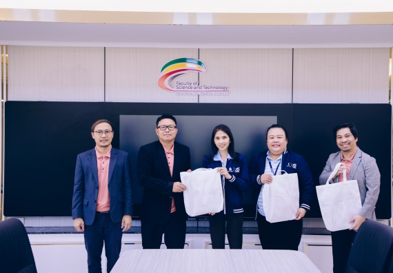 ภาพกิจกรรม  คณะวิทยาศาสตร์และเทคโนโลยี มหาวิทยาลัยราชภัฏกำแพงเพชร จัดพิธีมอบทุนเพื่อการศึกษา ปตท.สผ. โครงการเอส 1 ประจำปีการศึกษา 2567