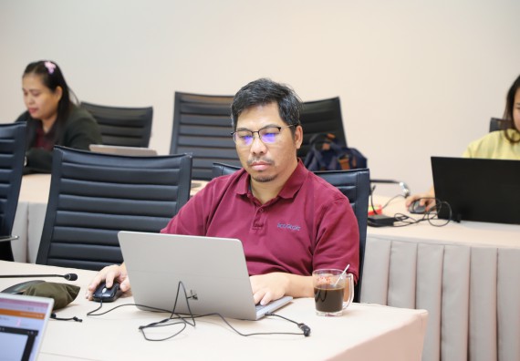 ภาพกิจกรรม  คณะวิทยาศาสตร์และเทคโนโลยี มหาวิทยาลัยราชภัฏกําแพงเพชร จัดประชุมประธานโปรแกรมวิชาและคณะกรรมการดำเนินงานขับเคลื่อนการรับนักศึกษาคณะวิทยาศาสตร์และเทคโนโลยี