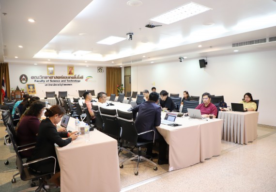 ภาพกิจกรรม  คณะวิทยาศาสตร์และเทคโนโลยี มหาวิทยาลัยราชภัฏกําแพงเพชร จัดประชุมประธานโปรแกรมวิชาและคณะกรรมการดำเนินงานขับเคลื่อนการรับนักศึกษาคณะวิทยาศาสตร์และเทคโนโลยี