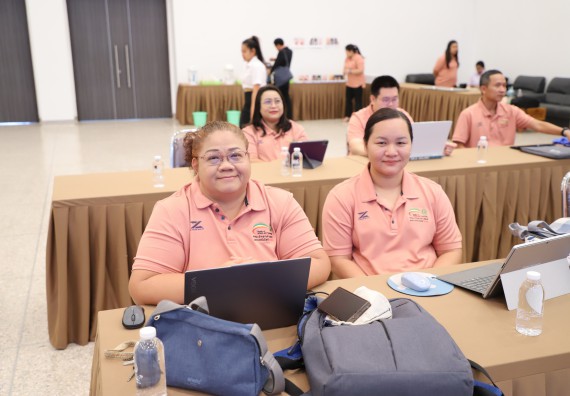 ภาพกิจกรรม  คณะวิทยาศาสตร์และเทคโนโลยี มหาวิทยาลัยราชภัฏกําแพงเพชร จัดประชุมอาจารย์และบุคลากรคณะวิทยาศาสตร์และเทคโนโลยี และการประชุมเชิงปฏิบัติการทบทวนแผนกลยุทธ์ 2566-2570