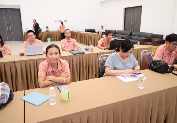 ภาพกิจกรรม  คณะวิทยาศาสตร์และเทคโนโลยี มหาวิทยาลัยราชภัฏกําแพงเพชร จัดประชุมอาจารย์และบุคลากรคณะวิทยาศาสตร์และเทคโนโลยี และการประชุมเชิงปฏิบัติการทบทวนแผนกลยุทธ์ 2566-2570