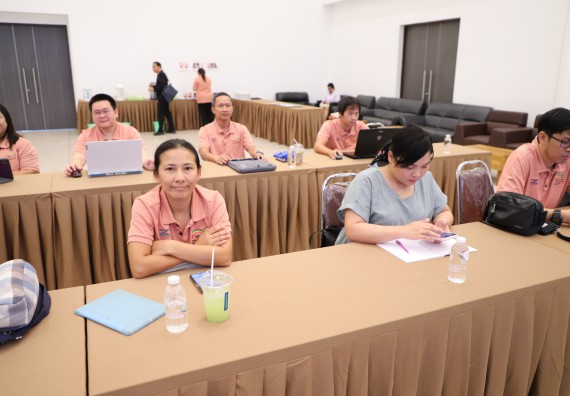 ภาพกิจกรรม  คณะวิทยาศาสตร์และเทคโนโลยี มหาวิทยาลัยราชภัฏกําแพงเพชร จัดประชุมอาจารย์และบุคลากรคณะวิทยาศาสตร์และเทคโนโลยี และการประชุมเชิงปฏิบัติการทบทวนแผนกลยุทธ์ 2566-2570