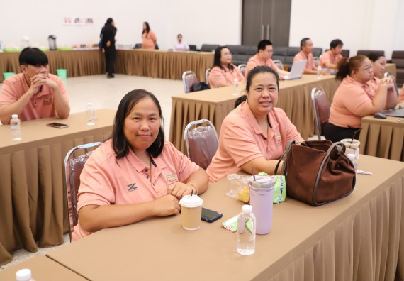 ภาพกิจกรรม  คณะวิทยาศาสตร์และเทคโนโลยี มหาวิทยาลัยราชภัฏกําแพงเพชร จัดประชุมอาจารย์และบุคลากรคณะวิทยาศาสตร์และเทคโนโลยี และการประชุมเชิงปฏิบัติการทบทวนแผนกลยุทธ์ 2566-2570