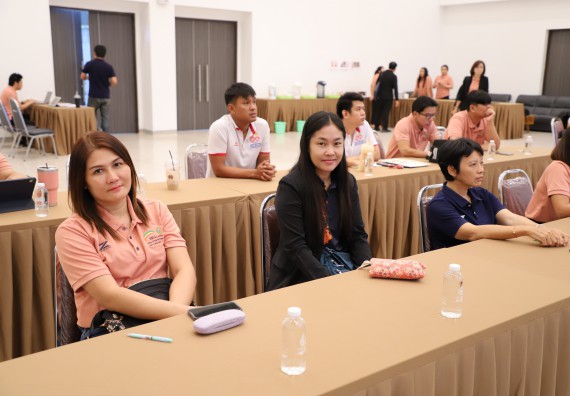 ภาพกิจกรรม  คณะวิทยาศาสตร์และเทคโนโลยี มหาวิทยาลัยราชภัฏกําแพงเพชร จัดประชุมอาจารย์และบุคลากรคณะวิทยาศาสตร์และเทคโนโลยี และการประชุมเชิงปฏิบัติการทบทวนแผนกลยุทธ์ 2566-2570