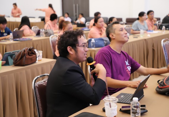 ภาพกิจกรรม  คณะวิทยาศาสตร์และเทคโนโลยี มหาวิทยาลัยราชภัฏกําแพงเพชร จัดประชุมอาจารย์และบุคลากรคณะวิทยาศาสตร์และเทคโนโลยี และการประชุมเชิงปฏิบัติการทบทวนแผนกลยุทธ์ 2566-2570