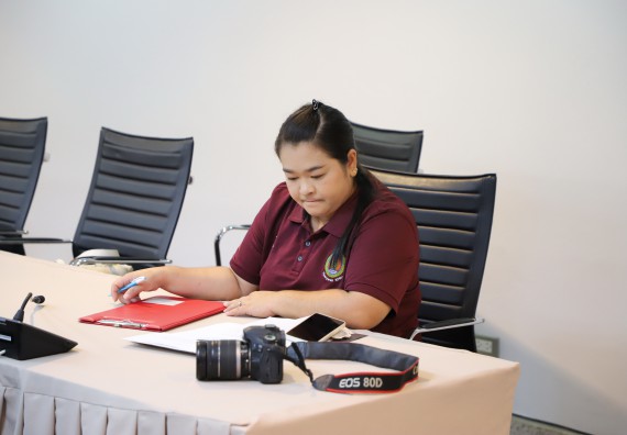 ภาพกิจกรรม  โปรแกรมวิชาสาธารณสุขศาสตร์ คณะวิทยาศาสตร์และเทคโนโลยี มหาวิทยาลัยราชภัฎกำแพงเพชร จัดกิจกรรมการอภิปรายเป็นคณะเพื่อพัฒนาหลักสูตรและวิพากษ์หลักสูตร