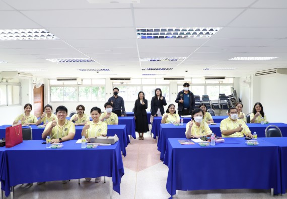 ภาพกิจกรรม   คณะวิทยาศาสตร์และเทคโนโลยี มหาวิทยาลัยราชภัฏกําแพงเพชร ต้อนรับคณะศึกษาดูงานจากห้องปฏิบัติการวิจัยและทดสอบอาหาร คณะวิทยาศาสตร์ จุฬาลงกรณ์มหาวิทยาลัย