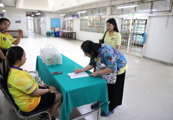 ภาพกิจกรรม   คณะวิทยาศาสตร์และเทคโนโลยี มหาวิทยาลัยราชภัฏกําแพงเพชร ต้อนรับคณะศึกษาดูงานจากห้องปฏิบัติการวิจัยและทดสอบอาหาร คณะวิทยาศาสตร์ จุฬาลงกรณ์มหาวิทยาลัย