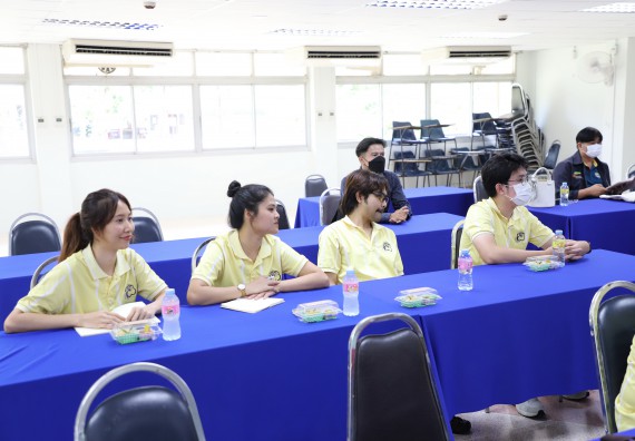 ภาพกิจกรรม   คณะวิทยาศาสตร์และเทคโนโลยี มหาวิทยาลัยราชภัฏกําแพงเพชร ต้อนรับคณะศึกษาดูงานจากห้องปฏิบัติการวิจัยและทดสอบอาหาร คณะวิทยาศาสตร์ จุฬาลงกรณ์มหาวิทยาลัย