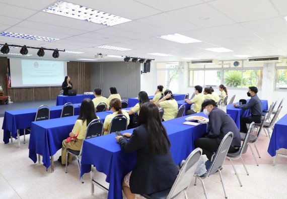 ภาพกิจกรรม   คณะวิทยาศาสตร์และเทคโนโลยี มหาวิทยาลัยราชภัฏกําแพงเพชร ต้อนรับคณะศึกษาดูงานจากห้องปฏิบัติการวิจัยและทดสอบอาหาร คณะวิทยาศาสตร์ จุฬาลงกรณ์มหาวิทยาลัย