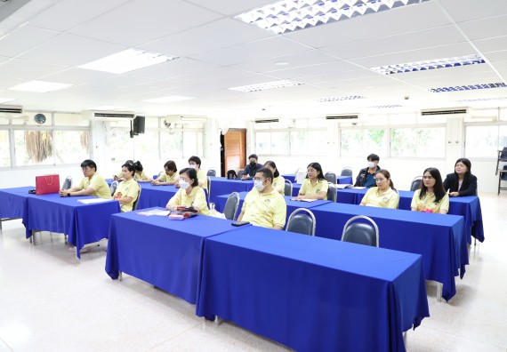 ภาพกิจกรรม   คณะวิทยาศาสตร์และเทคโนโลยี มหาวิทยาลัยราชภัฏกําแพงเพชร ต้อนรับคณะศึกษาดูงานจากห้องปฏิบัติการวิจัยและทดสอบอาหาร คณะวิทยาศาสตร์ จุฬาลงกรณ์มหาวิทยาลัย