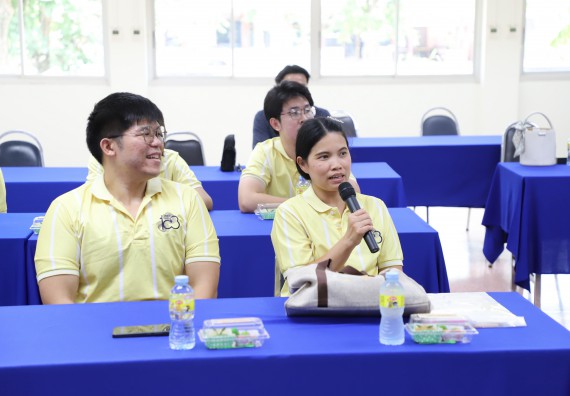 ภาพกิจกรรม   คณะวิทยาศาสตร์และเทคโนโลยี มหาวิทยาลัยราชภัฏกําแพงเพชร ต้อนรับคณะศึกษาดูงานจากห้องปฏิบัติการวิจัยและทดสอบอาหาร คณะวิทยาศาสตร์ จุฬาลงกรณ์มหาวิทยาลัย