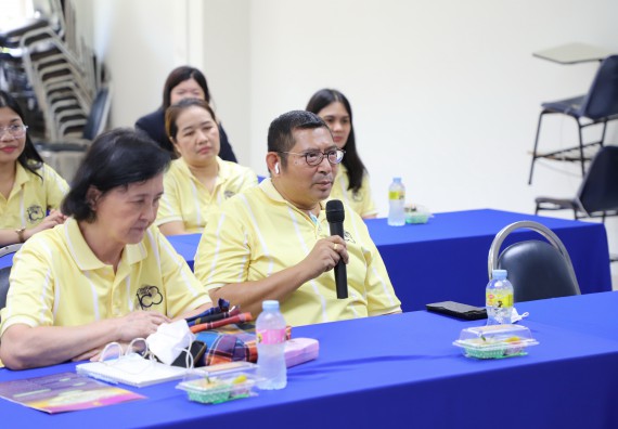 ภาพกิจกรรม   คณะวิทยาศาสตร์และเทคโนโลยี มหาวิทยาลัยราชภัฏกําแพงเพชร ต้อนรับคณะศึกษาดูงานจากห้องปฏิบัติการวิจัยและทดสอบอาหาร คณะวิทยาศาสตร์ จุฬาลงกรณ์มหาวิทยาลัย