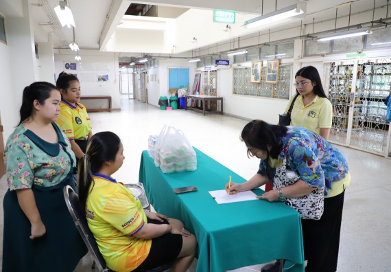 ภาพกิจกรรม   คณะวิทยาศาสตร์และเทคโนโลยี มหาวิทยาลัยราชภัฏกําแพงเพชร ต้อนรับคณะศึกษาดูงานจากห้องปฏิบัติการวิจัยและทดสอบอาหาร คณะวิทยาศาสตร์ จุฬาลงกรณ์มหาวิทยาลัย