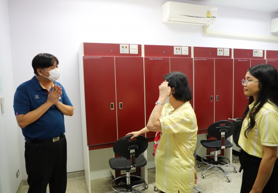 ภาพกิจกรรม   คณะวิทยาศาสตร์และเทคโนโลยี มหาวิทยาลัยราชภัฏกําแพงเพชร ต้อนรับคณะศึกษาดูงานจากห้องปฏิบัติการวิจัยและทดสอบอาหาร คณะวิทยาศาสตร์ จุฬาลงกรณ์มหาวิทยาลัย