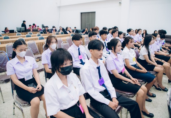 ภาพกิจกรรม  คณะวิทยาศาสตร์และเทคโนโลยี มหาวิทยาลัยราชภัฏกำแพงเพชร จัดกิจกรรมปฐมนิเทศนักศึกษาใหม่ ปีการศึกษา 2568