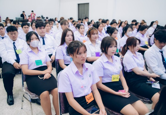 ภาพกิจกรรม  คณะวิทยาศาสตร์และเทคโนโลยี มหาวิทยาลัยราชภัฏกำแพงเพชร จัดกิจกรรมปฐมนิเทศนักศึกษาใหม่ ปีการศึกษา 2568