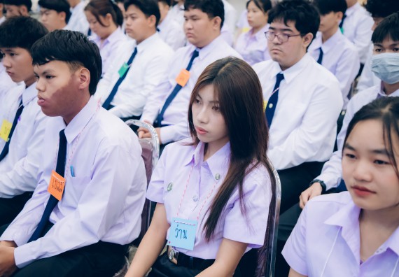 ภาพกิจกรรม  คณะวิทยาศาสตร์และเทคโนโลยี มหาวิทยาลัยราชภัฏกำแพงเพชร จัดกิจกรรมปฐมนิเทศนักศึกษาใหม่ ปีการศึกษา 2568