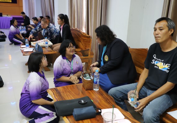 ภาพกิจกรรม  คณะวิทยาศาสตร์และเทคโนโลยี มหาวิทยาลัยราชภัฏกําแพงเพชร จัดโครงการประชาสัมพันธ์รายวิชาและหลักสูตรไปยังผู้เรียนกลุ่มใหม่ (Non-age Group) โรงเรียนขาณุวิทยา