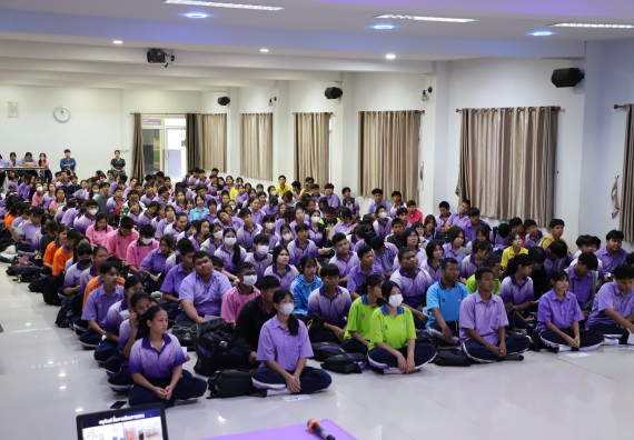 ภาพกิจกรรม  คณะวิทยาศาสตร์และเทคโนโลยี มหาวิทยาลัยราชภัฏกําแพงเพชร จัดโครงการประชาสัมพันธ์รายวิชาและหลักสูตรไปยังผู้เรียนกลุ่มใหม่ (Non-age Group) โรงเรียนขาณุวิทยา