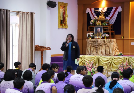 ภาพกิจกรรม  คณะวิทยาศาสตร์และเทคโนโลยี มหาวิทยาลัยราชภัฏกําแพงเพชร จัดโครงการประชาสัมพันธ์รายวิชาและหลักสูตรไปยังผู้เรียนกลุ่มใหม่ (Non-age Group) โรงเรียนขาณุวิทยา