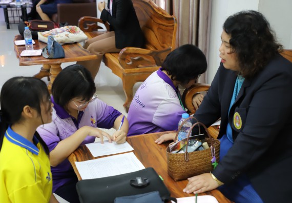 ภาพกิจกรรม  คณะวิทยาศาสตร์และเทคโนโลยี มหาวิทยาลัยราชภัฏกําแพงเพชร จัดโครงการประชาสัมพันธ์รายวิชาและหลักสูตรไปยังผู้เรียนกลุ่มใหม่ (Non-age Group) โรงเรียนขาณุวิทยา