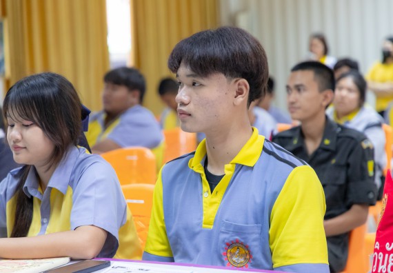 ภาพกิจกรรม คณะวิทยาศาสตร์และเทคโนโลยี มหาวิทยาลัยราชภัฏกําแพงเพชร จัดโครงการประชาสัมพันธ์รายวิชาและหลักสูตรไปยังผู้เรียนกลุ่มใหม่ (Non-age Group) โรงเรียนสลกบาตรวิทยา