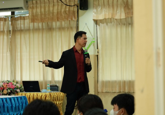 ภาพกิจกรรม  คณะวิทยาศาสตร์และเทคโนโลยี มหาวิทยาลัยราชภัฏกําแพงเพชร จัดโครงการประชาสัมพันธ์รายวิชาและหลักสูตรไปยังผู้เรียนกลุ่มใหม่ (Non-age Group) โรงเรียนพิไกรวิทยา