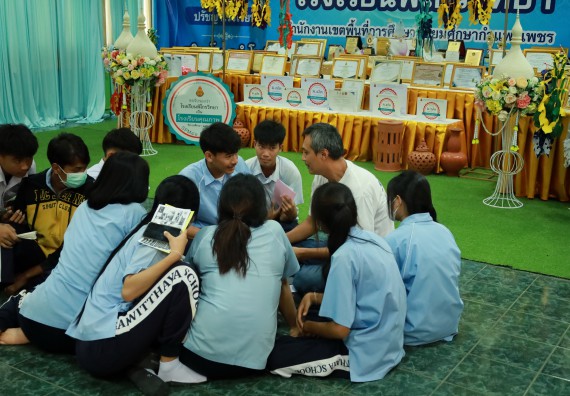 ภาพกิจกรรม  คณะวิทยาศาสตร์และเทคโนโลยี มหาวิทยาลัยราชภัฏกําแพงเพชร จัดโครงการประชาสัมพันธ์รายวิชาและหลักสูตรไปยังผู้เรียนกลุ่มใหม่ (Non-age Group) โรงเรียนพิไกรวิทยา