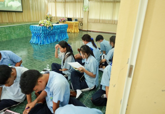 ภาพกิจกรรม  คณะวิทยาศาสตร์และเทคโนโลยี มหาวิทยาลัยราชภัฏกําแพงเพชร จัดโครงการประชาสัมพันธ์รายวิชาและหลักสูตรไปยังผู้เรียนกลุ่มใหม่ (Non-age Group) โรงเรียนพิไกรวิทยา