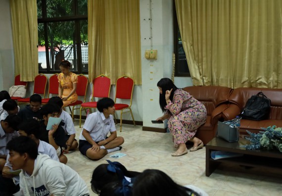 ภาพกิจกรรม  คณะวิทยาศาสตร์และเทคโนโลยี มหาวิทยาลัยราชภัฏกําแพงเพชร จัดโครงการประชาสัมพันธ์รายวิชาและหลักสูตรไปยังผู้เรียนกลุ่มใหม่ (Non-age Group) โรงเรียนเรืองวิทย์พิทยาคม