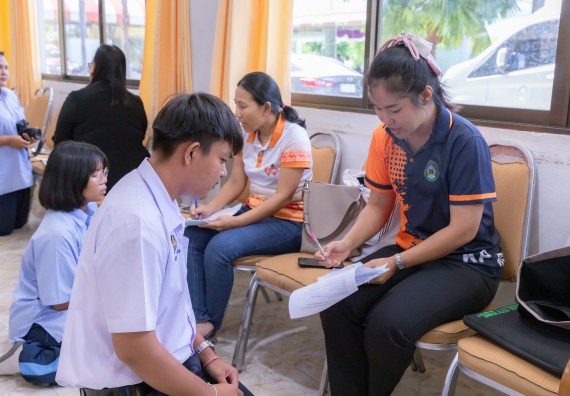 คณะวิทยาศาสตร์และเทคโนโลยี มหาวิทยาลัยราชภัฏกําแพงเพชร จัดโครงการประชาสัมพันธ์รายวิชาและหลักสูตรไปยังผู้เรียนกลุ่มใหม่ (Non-age Group)  โรงเรียนมัธยมพัชรกิติยาภา 2