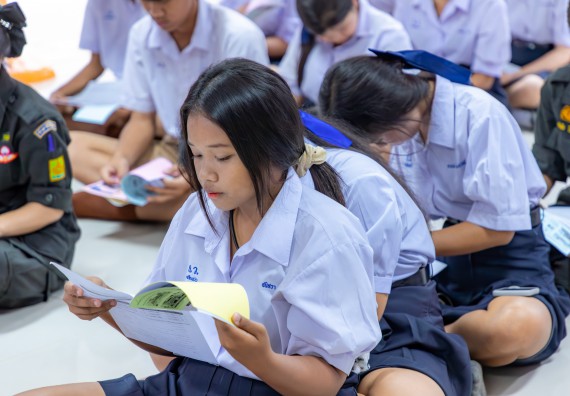 ภาพกิจกรรม  คณะวิทยาศาสตร์และเทคโนโลยี มหาวิทยาลัยราชภัฏกําแพงเพชร จัดโครงการประชาสัมพันธ์รายวิชาและหลักสูตรไปยังผู้เรียนกลุ่มใหม่ (Non-age Group)  โรงเรียนโกสัมพีวิทยา