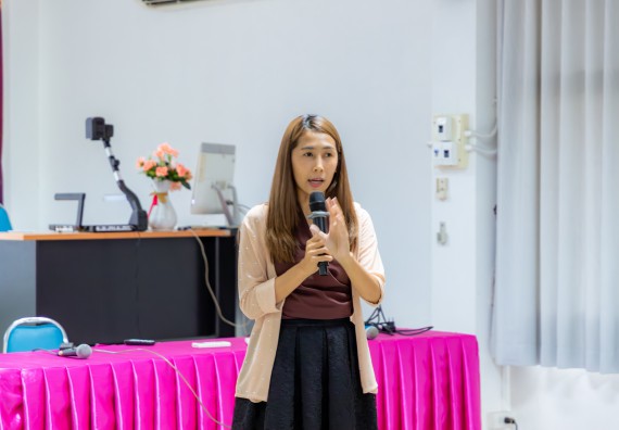 ภาพกิจกรรม  คณะวิทยาศาสตร์และเทคโนโลยี มหาวิทยาลัยราชภัฏกําแพงเพชร จัดโครงการประชาสัมพันธ์รายวิชาและหลักสูตรไปยังผู้เรียนกลุ่มใหม่ (Non-age Group)  โรงเรียนโกสัมพีวิทยา