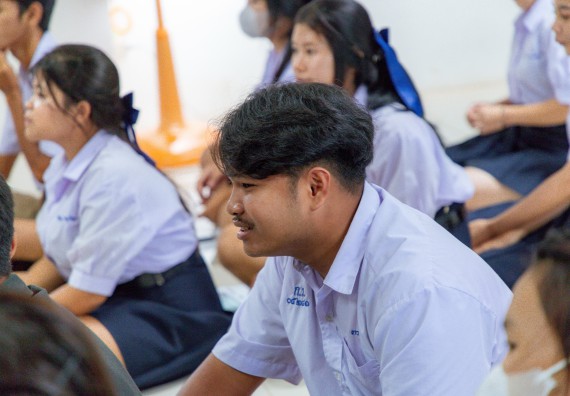 ภาพกิจกรรม  คณะวิทยาศาสตร์และเทคโนโลยี มหาวิทยาลัยราชภัฏกําแพงเพชร จัดโครงการประชาสัมพันธ์รายวิชาและหลักสูตรไปยังผู้เรียนกลุ่มใหม่ (Non-age Group)  โรงเรียนโกสัมพีวิทยา