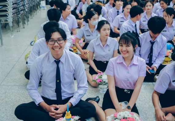 ภาพกิจกรรม  คณะวิทยาศาสตร์และเทคโนโลยี จัดกิจกรรมไหว้ครูคณะวิทยาศาสตร์และเทคโนโลยี ประจำปีการศึกษา 2568