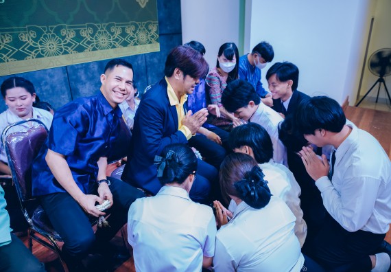 ภาพกิจกรรม  คณะวิทยาศาสตร์และเทคโนโลยี จัดกิจกรรมไหว้ครูคณะวิทยาศาสตร์และเทคโนโลยี ประจำปีการศึกษา 2568