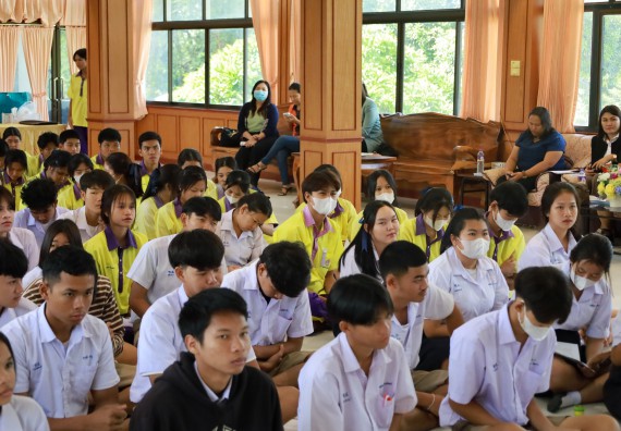 ภาพกิจกรรม  คณะวิทยาศาสตร์และเทคโนโลยี มหาวิทยาลัยราชภัฏกําแพงเพชร จัดโครงการประชาสัมพันธ์รายวิชาและหลักสูตรไปยังผู้เรียนกลุ่มใหม่ (Non-age Group) โรงเรียนทุ่งโพธิ์ทะเลพิทยา