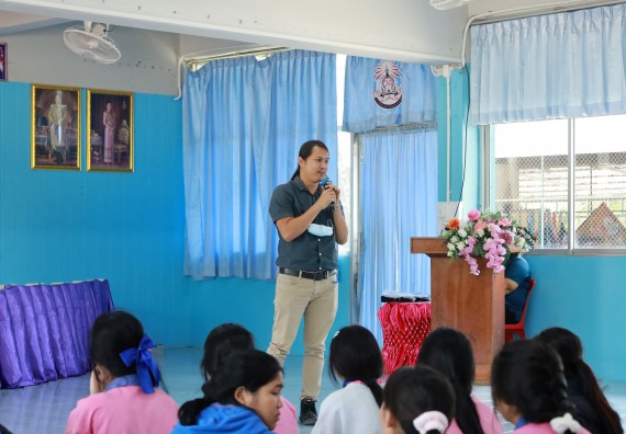 ภาพกิจกรรม  คณะวิทยาศาสตร์และเทคโนโลยี มหาวิทยาลัยราชภัฏกําแพงเพชร จัดโครงการประชาสัมพันธ์รายวิชาและหลักสูตรไปยังผู้เรียนกลุ่มใหม่ (Non-age Group)  โรงเรียนวังตะเคียนประชานุสรณ์