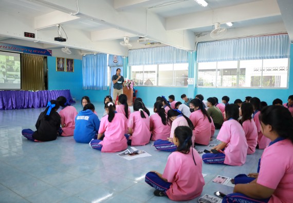 ภาพกิจกรรม  คณะวิทยาศาสตร์และเทคโนโลยี มหาวิทยาลัยราชภัฏกําแพงเพชร จัดโครงการประชาสัมพันธ์รายวิชาและหลักสูตรไปยังผู้เรียนกลุ่มใหม่ (Non-age Group)  โรงเรียนวังตะเคียนประชานุสรณ์