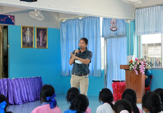 ภาพกิจกรรม  คณะวิทยาศาสตร์และเทคโนโลยี มหาวิทยาลัยราชภัฏกําแพงเพชร จัดโครงการประชาสัมพันธ์รายวิชาและหลักสูตรไปยังผู้เรียนกลุ่มใหม่ (Non-age Group)  โรงเรียนวังตะเคียนประชานุสรณ์