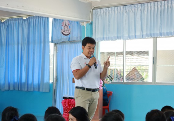 ภาพกิจกรรม  คณะวิทยาศาสตร์และเทคโนโลยี มหาวิทยาลัยราชภัฏกําแพงเพชร จัดโครงการประชาสัมพันธ์รายวิชาและหลักสูตรไปยังผู้เรียนกลุ่มใหม่ (Non-age Group)  โรงเรียนวังตะเคียนประชานุสรณ์