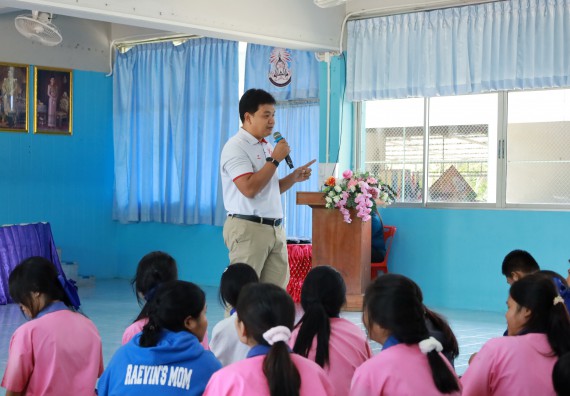 ภาพกิจกรรม  คณะวิทยาศาสตร์และเทคโนโลยี มหาวิทยาลัยราชภัฏกําแพงเพชร จัดโครงการประชาสัมพันธ์รายวิชาและหลักสูตรไปยังผู้เรียนกลุ่มใหม่ (Non-age Group)  โรงเรียนวังตะเคียนประชานุสรณ์