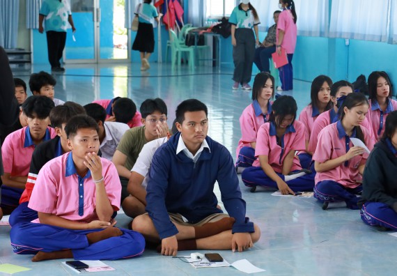 ภาพกิจกรรม  คณะวิทยาศาสตร์และเทคโนโลยี มหาวิทยาลัยราชภัฏกําแพงเพชร จัดโครงการประชาสัมพันธ์รายวิชาและหลักสูตรไปยังผู้เรียนกลุ่มใหม่ (Non-age Group)  โรงเรียนวังตะเคียนประชานุสรณ์